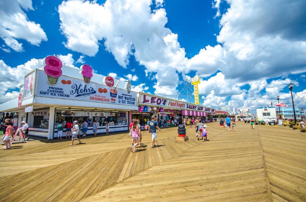 Hotel Charlee Sea Breeze Beach-Suites Seaside Heights Exterior photo